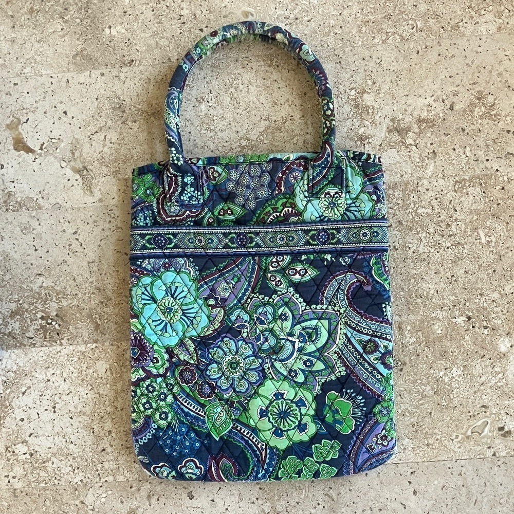 Vera Bradley Paisley Retired Blue Rhapsody Quilted MediumTote